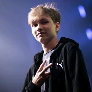 他并不是球 他并不是球