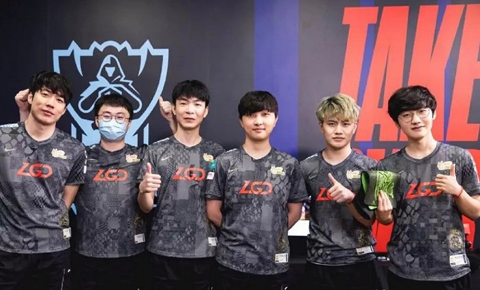 意大利或西 意大利或西