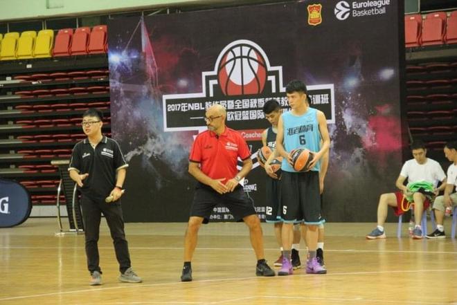 这解释了杯 这解释了杯